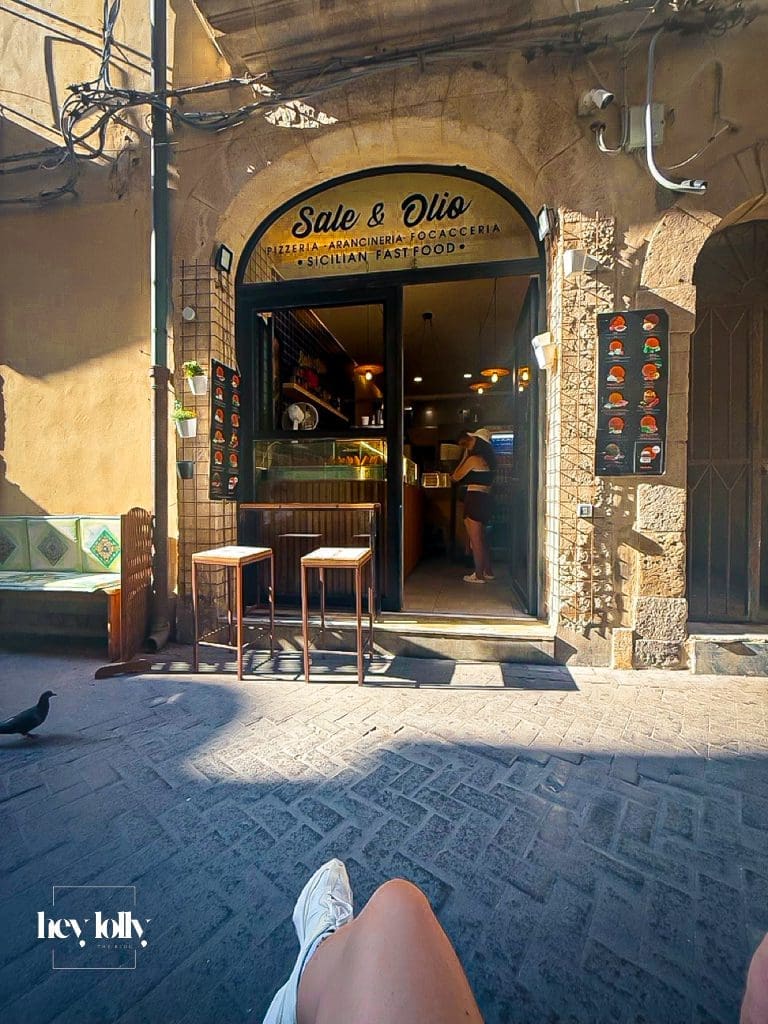 arancini shop in ortigia