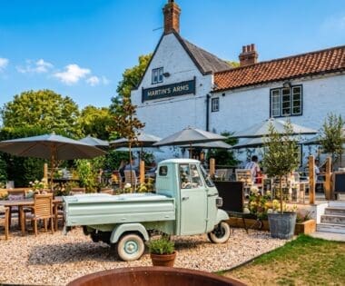 hey lolly the martins arms colston bassett review