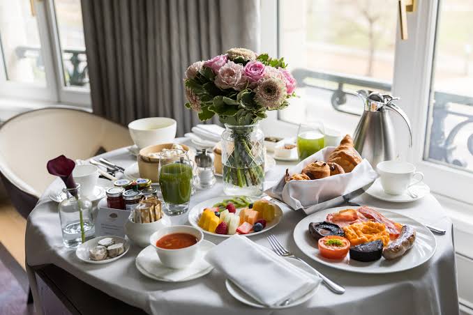Mandarin Oriental Hyde Park breakfast and dining for London food lovers