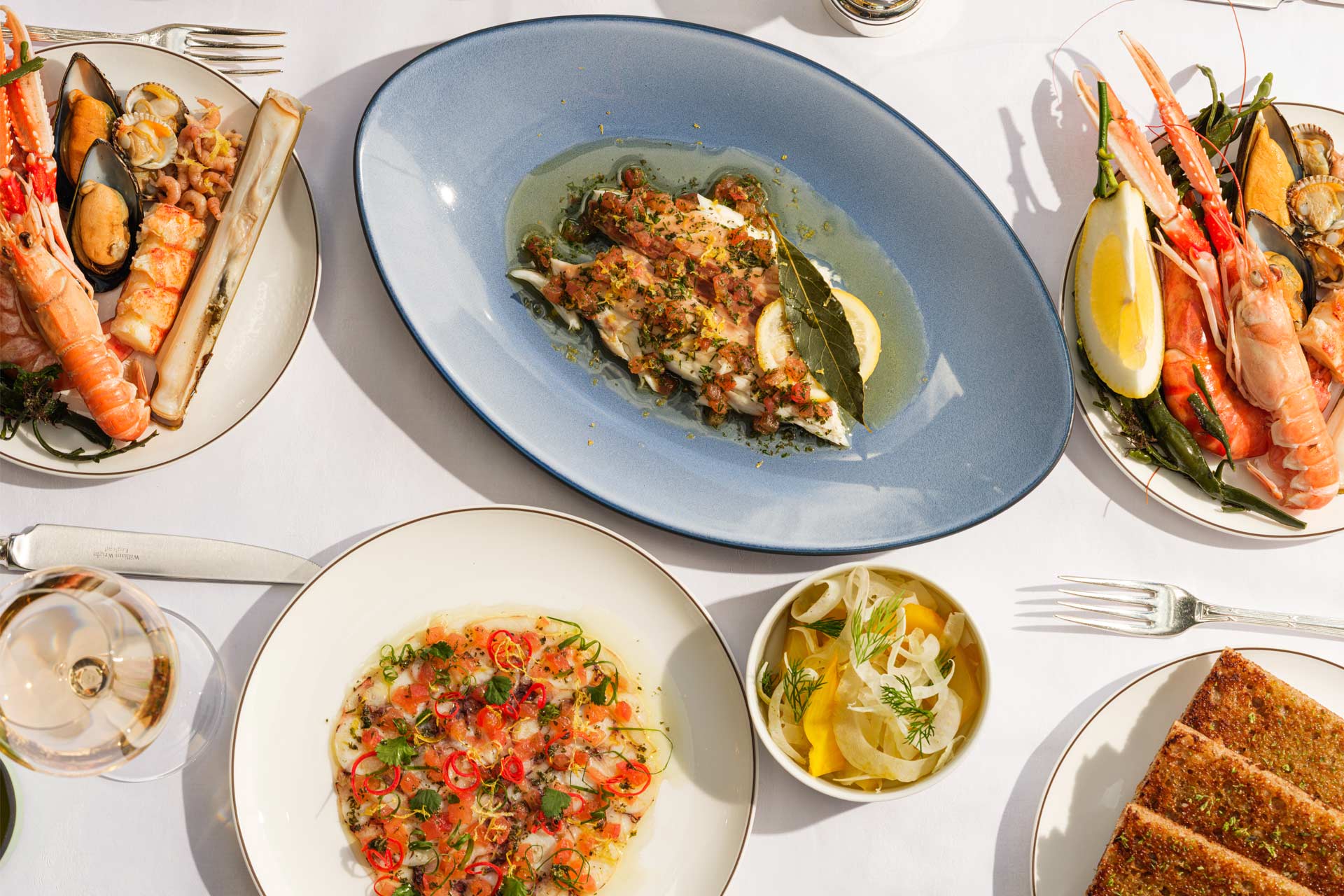 The Peninsula London restaurant and luxury hotel for food lovers